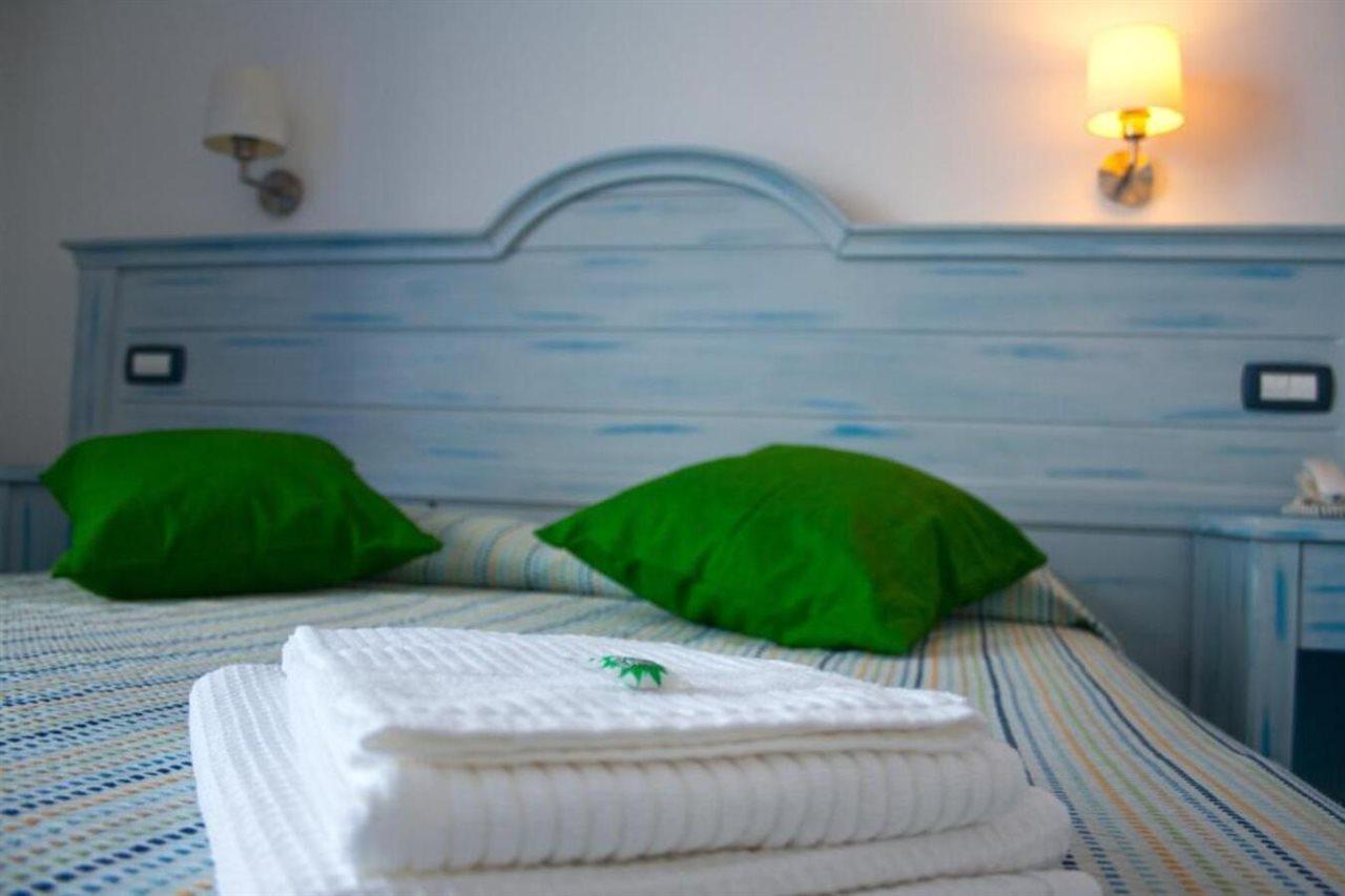 Blue Moon Hotel Pantelleria Ngoại thất bức ảnh
