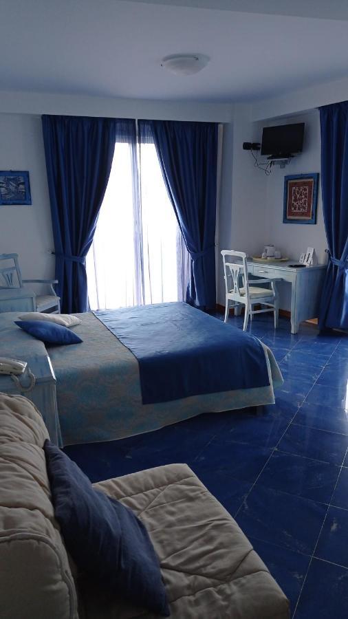 Blue Moon Hotel Pantelleria Ngoại thất bức ảnh